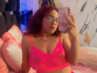 camgirl playing with dildo LiaAbby