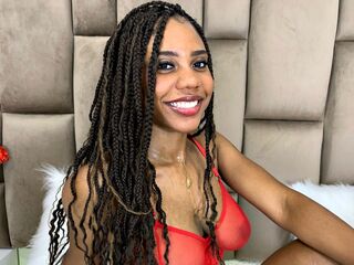 naughty camgirl masturbating with vibrator LiahBaloteli