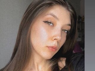 fingering cam slut LienFlanders