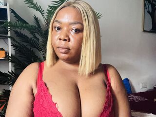 girl fingering pussy LilianLeo