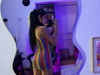 free webcam chatroom LilyCastle