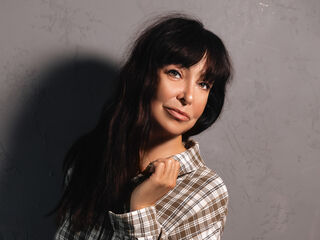camgirl chat room LindaRome