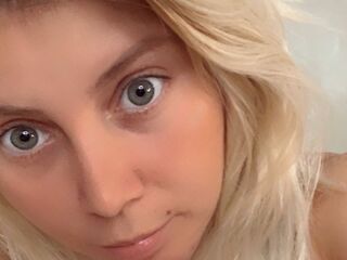 hot livecam LittleSary