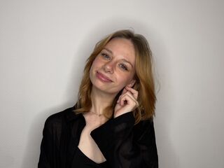 adult cam LouiseSchmidt