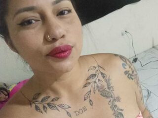 camgirl webcam LucianaAranda