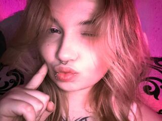 sexy cam girl picture LucileSharples