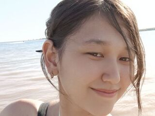 live chatroom LucreciaConsla