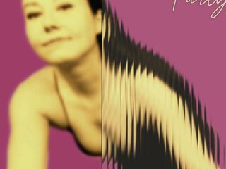 naughty cam photo LucyLevatto