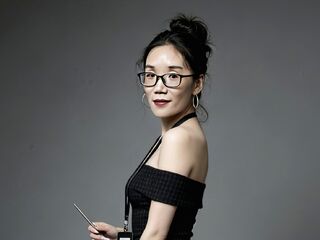 free live chatroom LunaChen