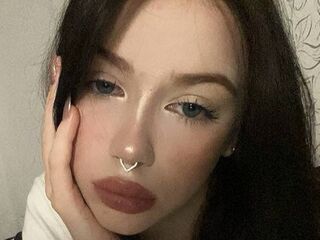 naked webcam girl LunaSunrise