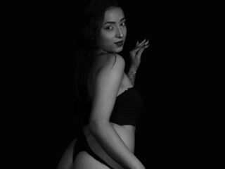 cam babe MaraLewiski