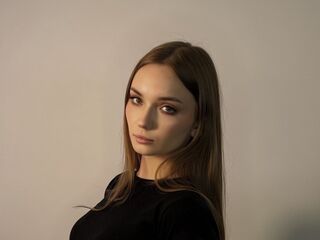 beautiful girlcam MariellaMinerich
