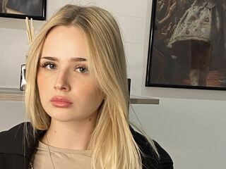 bedroom live webcam MarnieRhyner