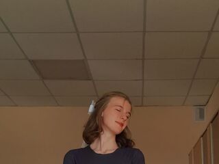 fingering girl webcam  MaryjanePorter