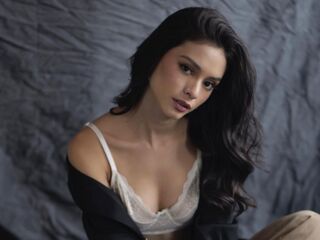 camporn live MiaFerragamo