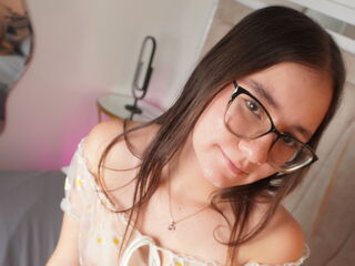 camgirl playing with sextoy MiaHilfiger