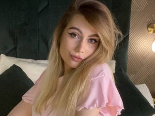 adult web cam MicheleMary
