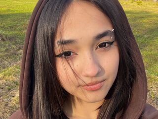 cam girl chatroom MichikoHurtado