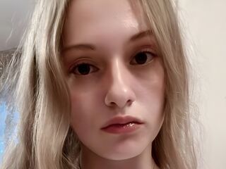 cam girl fingering MillsAlice