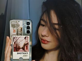 naked cam girl gallery MitziBreech