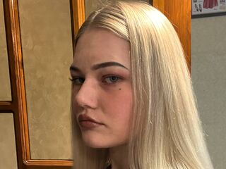 hot chatroom NicolynMoore