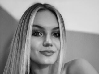 cam stripper NixieRaven
