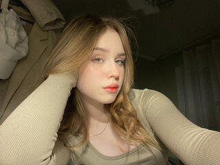 cam whore NoelleJones