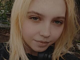sexy webcamgirl pic NoreenHence