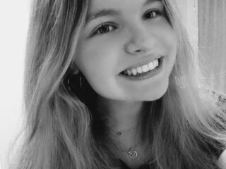 girl fingering bald pussy OneidaWinnike