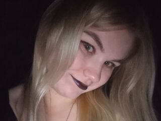 camgirl playing with dildo PearlSolomons