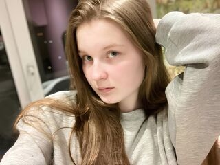 chatroom cam PearleDaughdrill