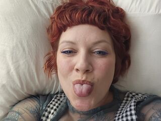 streaming live cam PoppyKryze