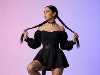 naked cam girl masturbating with dildo RenataStile