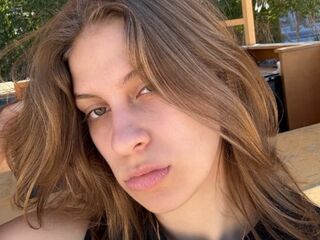 camwhore masturbating RhiannonLinko