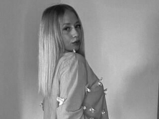 camgirl chat room RicardaBlechman