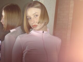 chat room live sex cam RosinaHeverley