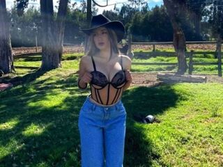 fingering cam slut RubyRossey