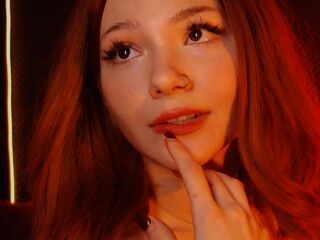 cam strip tease SandraReal