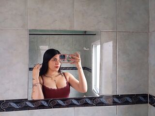 masturbating webcamgirl SaraAby