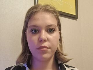 camgirl chatroom SaturninaLeavitt