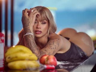 camgirl masturbating ScarletThompsone