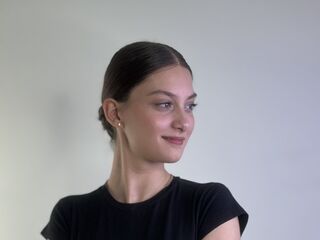 camgirl masturbating with sextoy SharikaWigington