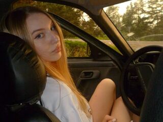 nude webcam girl SheenaBorer