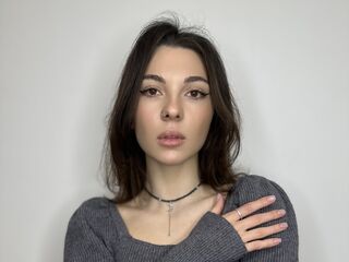 girl chat room SkyeSnow