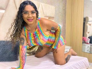 naked cam girl SophiaSomer