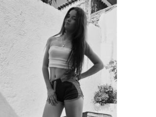 chat room photo SophyaReyes