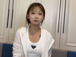 girl showing tits Sufei
