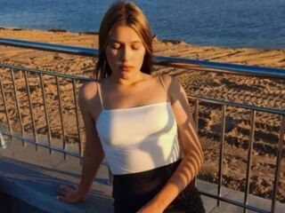 chatwhore SuziBarringer