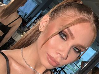 strip tease show TawnyaCarwell