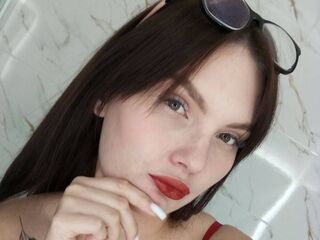 naughty camgirl masturbating with dildo TianaHoeft